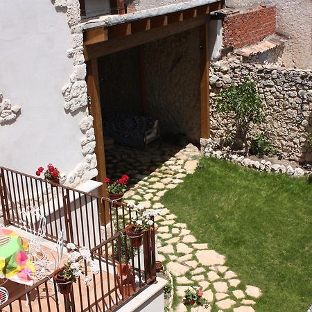 Casa De Laura Guest House Aldeasona Exterior foto