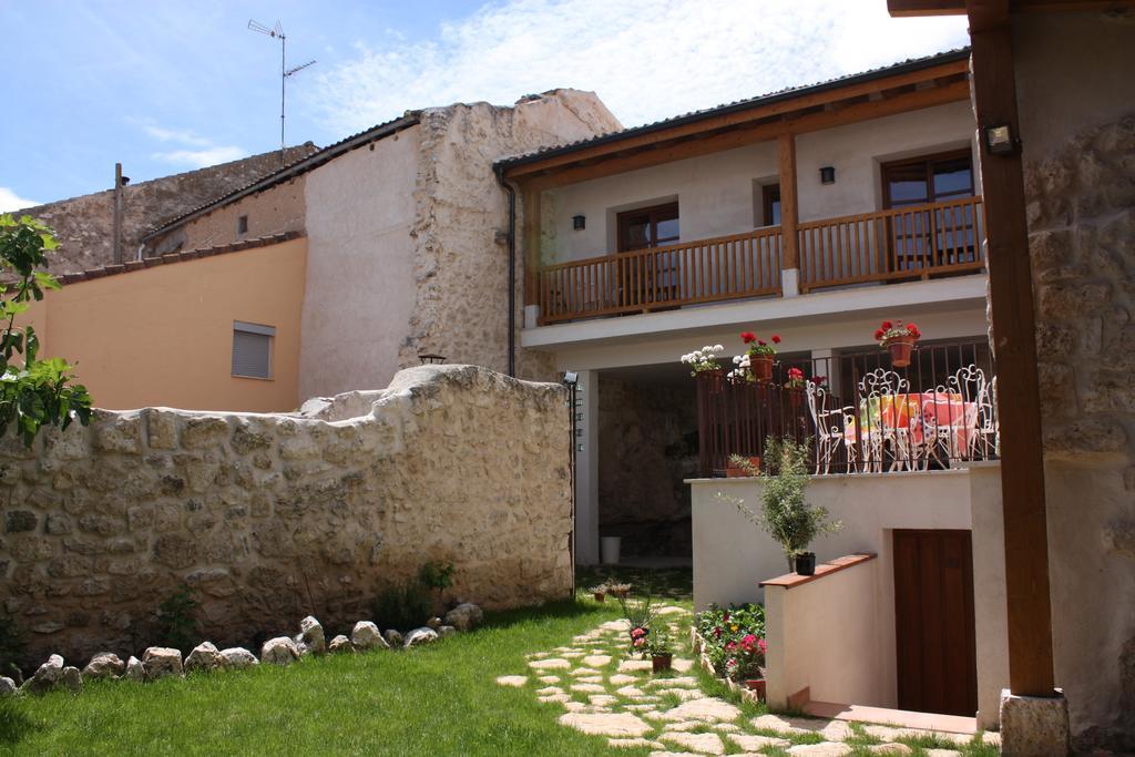 Casa De Laura Guest House Aldeasona Exterior foto